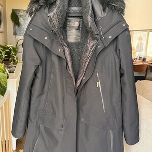 The North Face Women's Cryos GTX Primaloft Jacket Ladies Parka Size Large Black
